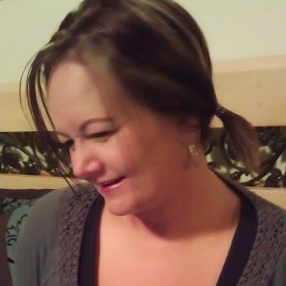 Meet your Posher, Jenny - Picture 1 of 1